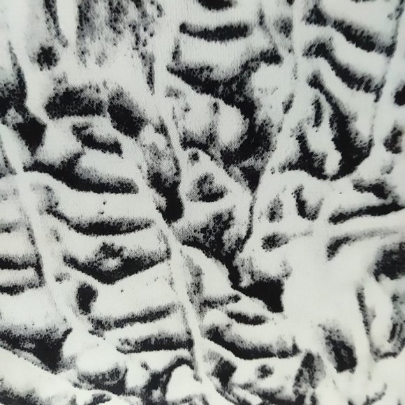 Carmen Marc Valvo Cut out Top Size M - Picture 5 of 7